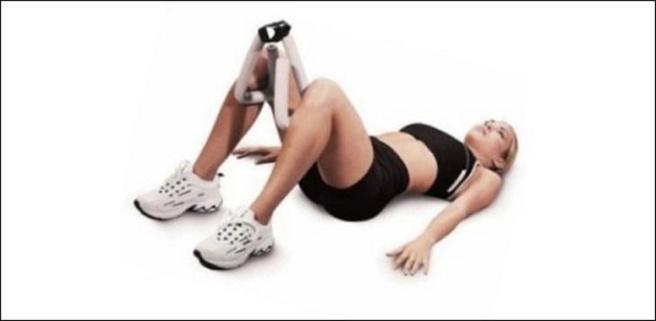 Самые эффективные упражнения для спины с эспандером: комплекс для женщин и мужчин